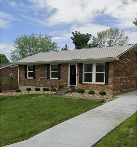 28 Stefanie Ct, Winchester, KY 40391
