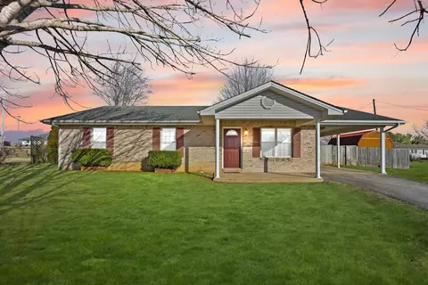 68 Hughes Dr, Somerset, KY 42503