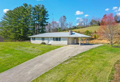 1721 Blackwater Rd, Tyner, KY 40486