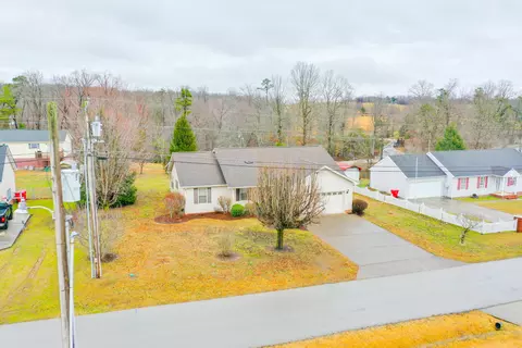 View/Area - 100 Brandon Dr, Corbin, KY 40701 photo 1 of 10