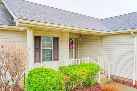 Exterior - 100 Brandon Dr, Corbin, KY 40701 photo 12 of 31