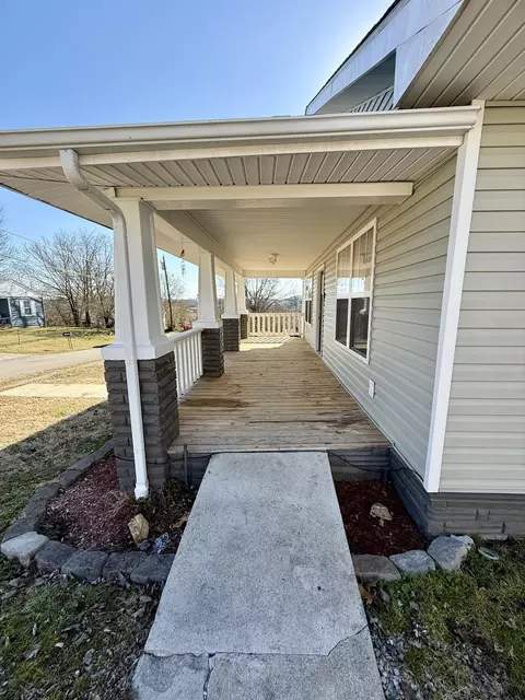 Exterior - 70 Knox St, Corbin, KY 40701 photo 2 of 2
