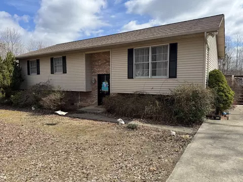 66 Kelsey Brook Ln, Corbin, KY 40701