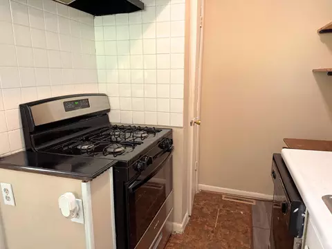 Kitchen - 139 Perkins St, Woodbine, KY 40771 photo 3 of 3