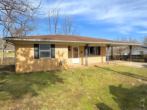 Exterior - 139 Perkins St, Woodbine, KY 40771 photo 2 of 10