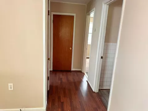 Entry Way - 139 Perkins St, Woodbine, KY 40771 photo 1 of 1