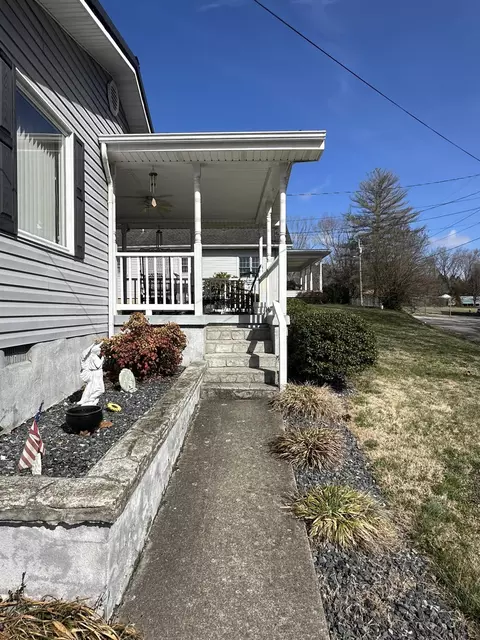 914 Carter St, Corbin, KY 40701 photo 7