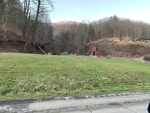 2588 Ky-550, Hindman, KY 41822