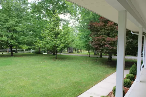 Exterior - 560 Beverly Rd, Corbin, KY 40701 photo 3 of 20