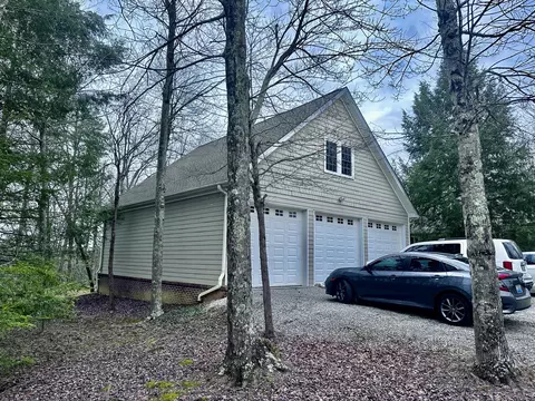 Exterior - 560 Beverly Rd, Corbin, KY 40701 photo 9 of 20