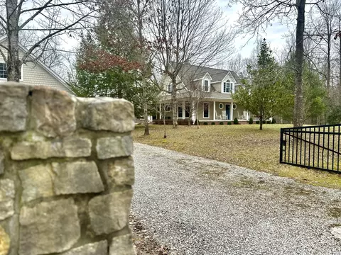 Exterior - 560 Beverly Rd, Corbin, KY 40701 photo 5 of 20