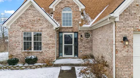 302 Ascot Cir, Winchester, KY 40391