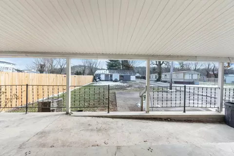 414 E 2nd St, Augusta, KY 41002 photo 22