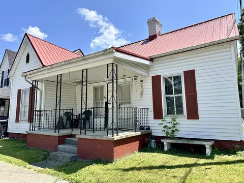 414 E 2nd St, Augusta, KY 41002 photo 2