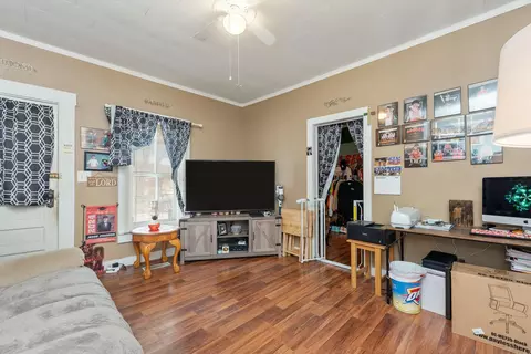 414 E 2nd St, Augusta, KY 41002 photo 5