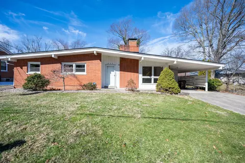 222 Pembroke Dr, Richmond, KY 40475