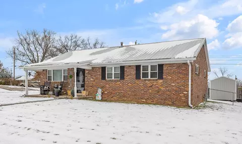 102 E Clark Dr, Winchester, KY 40391