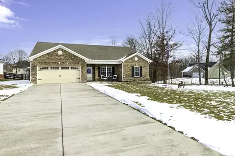 1002 Augusta Dr, Lawrenceburg, KY 40342