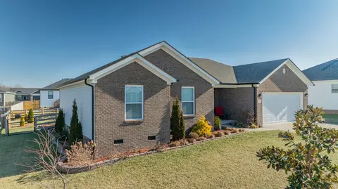 Exterior - 652 Boulder Ct, Berea, KY 40403 photo 9 of 9