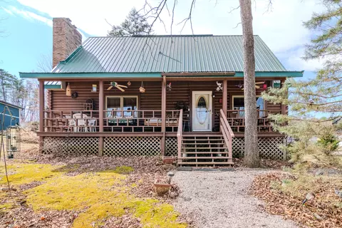 440 Rocky Point Rd, Bronston, KY 42518