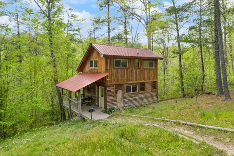 457 Black Bear Ridge Rd, Campton, KY 41301 photo 3
