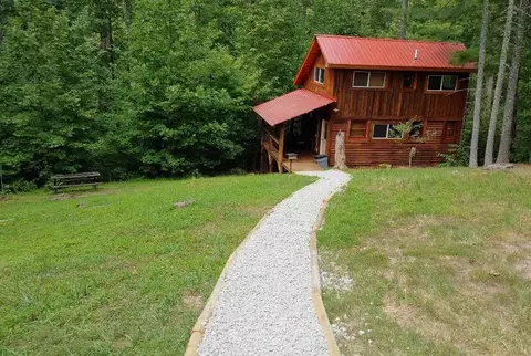 457 Black Bear Ridge Rd, Campton, KY 41301 photo 4