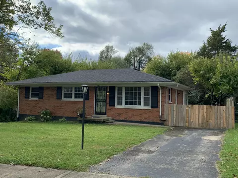 436 Lancelot Ln, Lexington, KY 40517