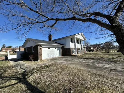 205 Colonial Ave, Somerset, KY 42501