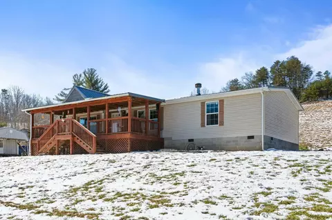 1120 Town Branch Rd, Jeffersonville, KY 40337