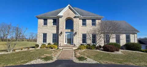 2447 Clintonville Rd, Winchester, KY 40391