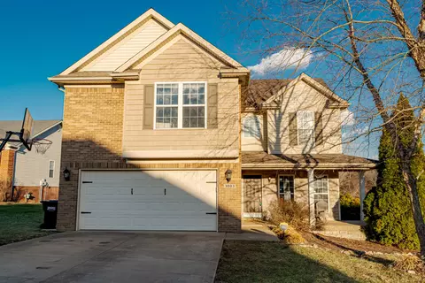 3003 Falcon Ct, Shelbyville, KY 40065