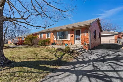 133 Chantilly St, Lexington, KY 40504