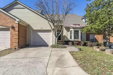 1031 Griffin Gate Dr, Lexington, KY 40511