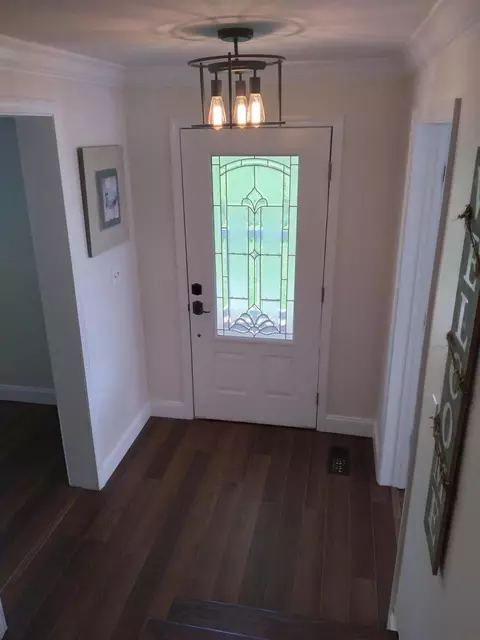 Entry Way - 1037 High Rock Rd, Stanton, KY 40380 photo 2 of 8