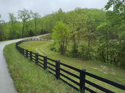 Exterior - 1037 High Rock Rd, Stanton, KY 40380 photo 11 of 25