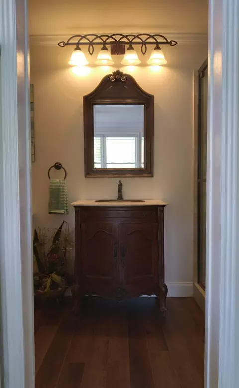 Bath - 1037 High Rock Rd, Stanton, KY 40380 photo 5 of 8