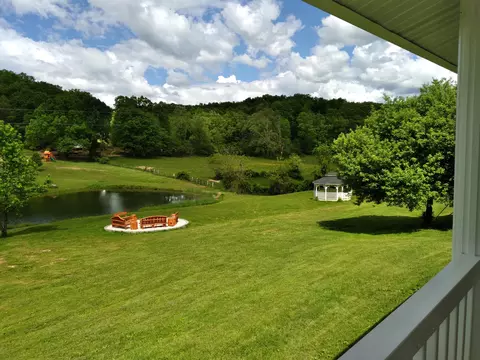 Exterior - 1037 High Rock Rd, Stanton, KY 40380 photo 2 of 25