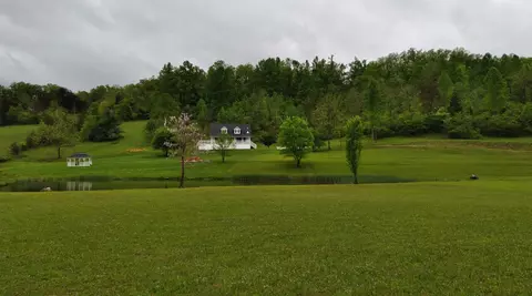 Exterior - 1037 High Rock Rd, Stanton, KY 40380 photo 8 of 25