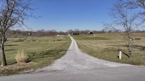 370 Cole Ln, Harrodsburg, KY 40330