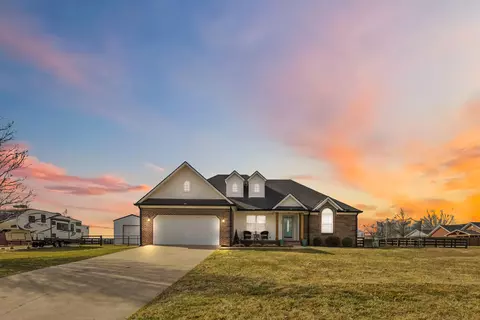 339 Waco Heights Dr, Waco, KY 40385