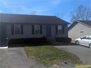 547 Country Club Ct, Winchester, KY 40391