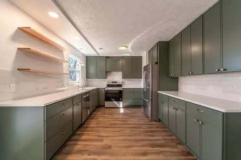 Kitchen - 391 Hickory Ln, Berea, KY 40403 photo 1 of 4