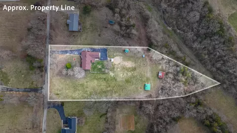 View/Area - 391 Hickory Ln, Berea, KY 40403 photo 1 of 2