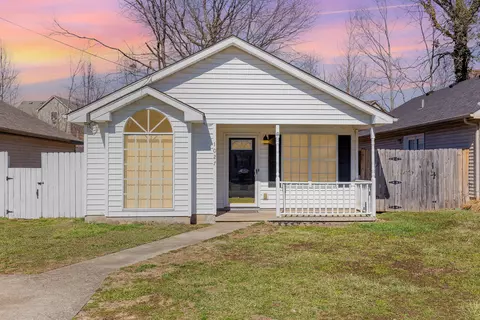 1027 Marshall Park Dr, Georgetown, KY 40324