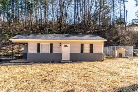 535 Rice Station Rd, Irvine, KY 40336