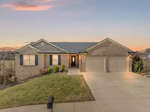 644 Fairfax Ln, Richmond, KY 40475