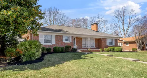 221 Leawood Dr, Lexington, KY 40502
