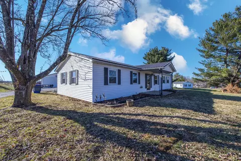 24 Gasser Ln, Cynthiana, KY 41031
