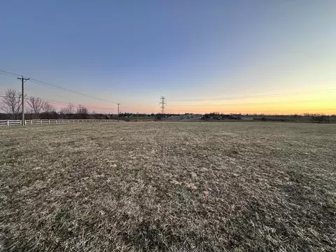 1 Camp Dick Rd, Lancaster, KY 40444