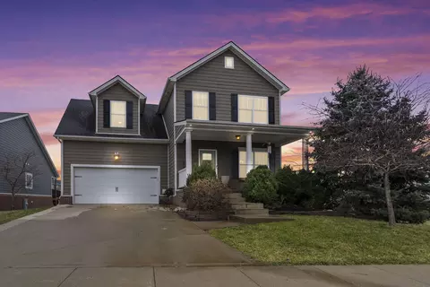 165 Village Park Dr, Georgetown, KY 40324